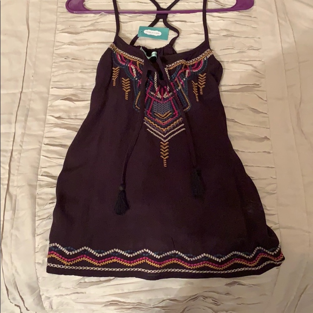 Brown Maurice’s top